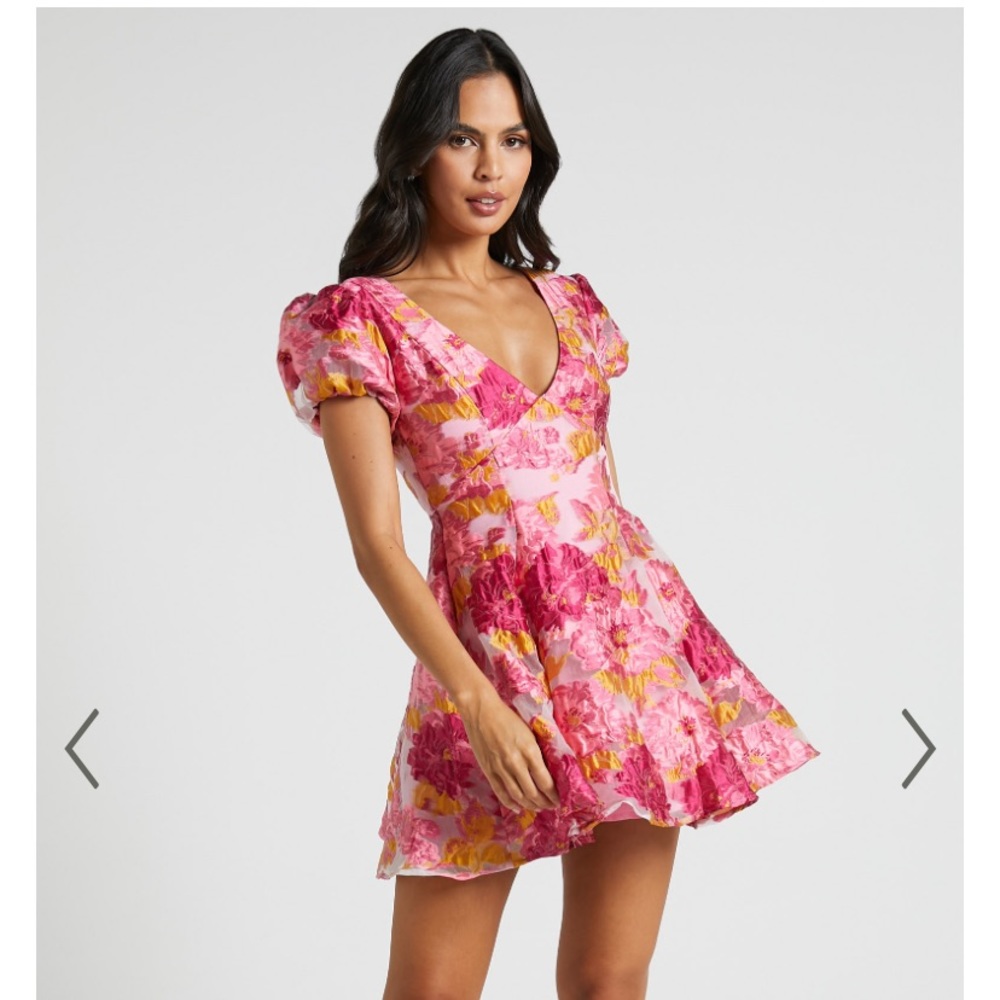 Showpo BRAILEY JACQUARD PUFF SLEEVE MINI DRESS IN PINK NTW